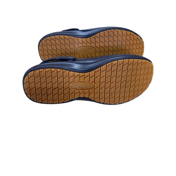 Martha Stewart Skechers Work Shoes Clogs Nevy Blue Rubber Size W8 - Picture 2 of 9